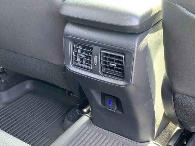 Used 2025 Toyota RAV4 LE AWD/4WD image 35