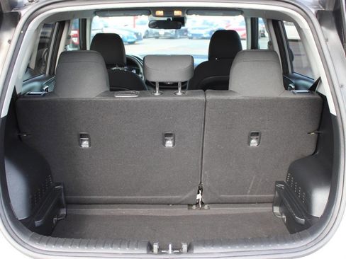 Used 2025 Kia Soul LX w/ LX Technology Package FWD image 13