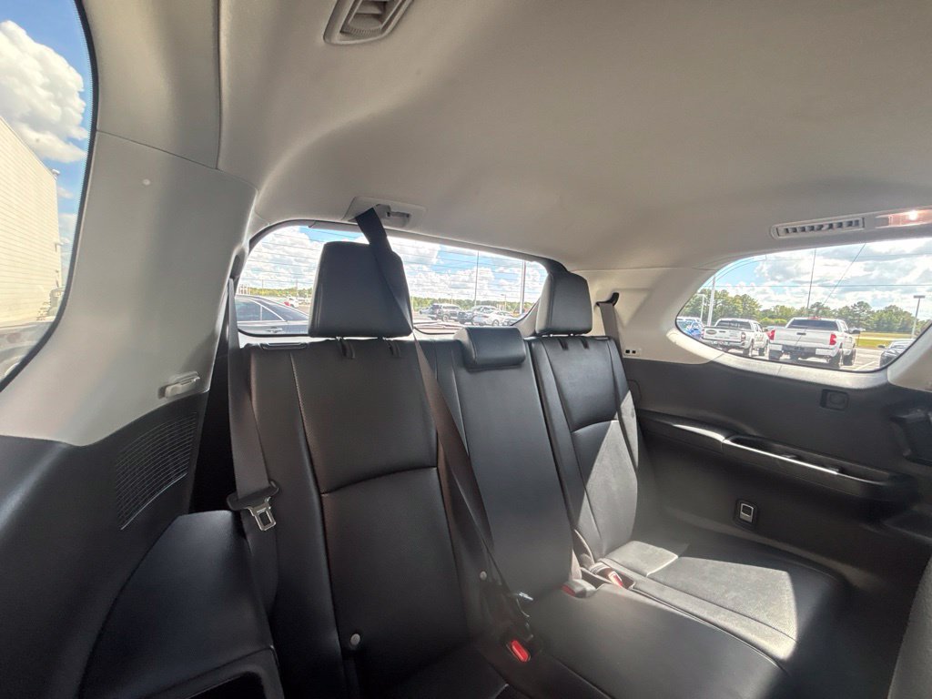 Used 2025 Toyota Grand Highlander FWD image 31
