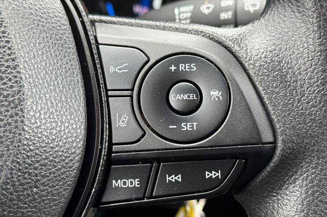 Certified 2024 Toyota RAV4 LE AWD/4WD image 25