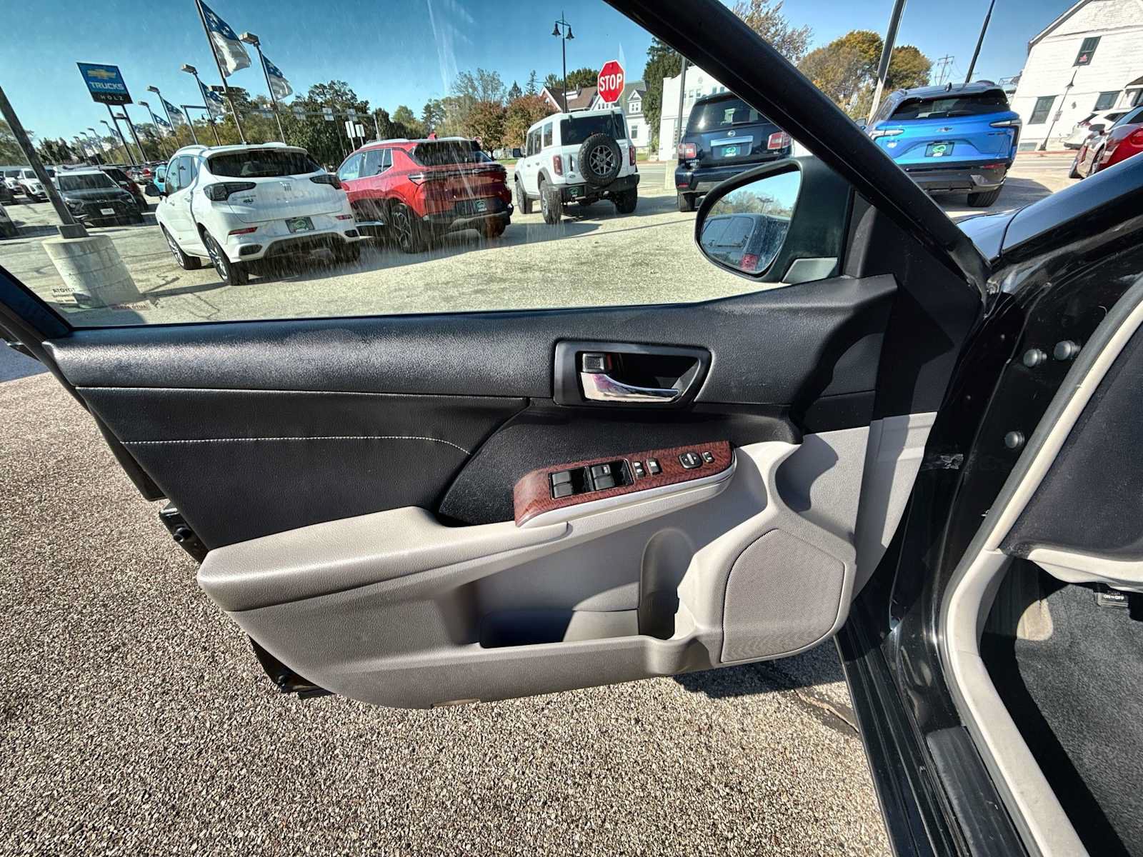 Used 2013 Toyota Camry XLE FWD image 21
