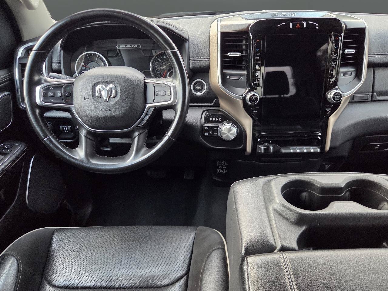 Used 2022 RAM 1500 Laramie AWD/4WD image 18