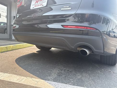 Used 2019 Ford Fusion SE w/ Equipment Group 151A FWD image 9