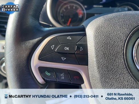 Used 2016 Jeep Cherokee Limited image 28