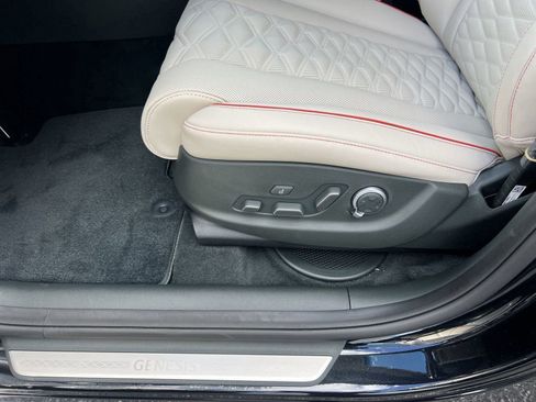 New 2025 Genesis GV80 3.5T e-SC AWD/4WD image 18