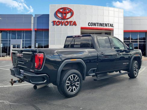 Used 2022 GMC Sierra 2500 AT4 AWD/4WD image 5