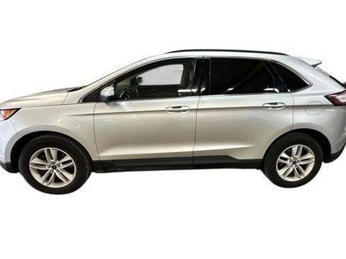 Used 2018 Ford Edge SEL w/ Equipment Group 201A AWD/4WD image 2