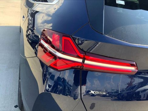 Used 2026 BMW X3 xDrive30 w/ Premium Package image 14