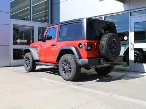 Used 2024 Jeep Wrangler Sport S AWD/4WD image 6