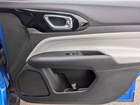 Used 2025 Jeep Compass Limited AWD/4WD image 21