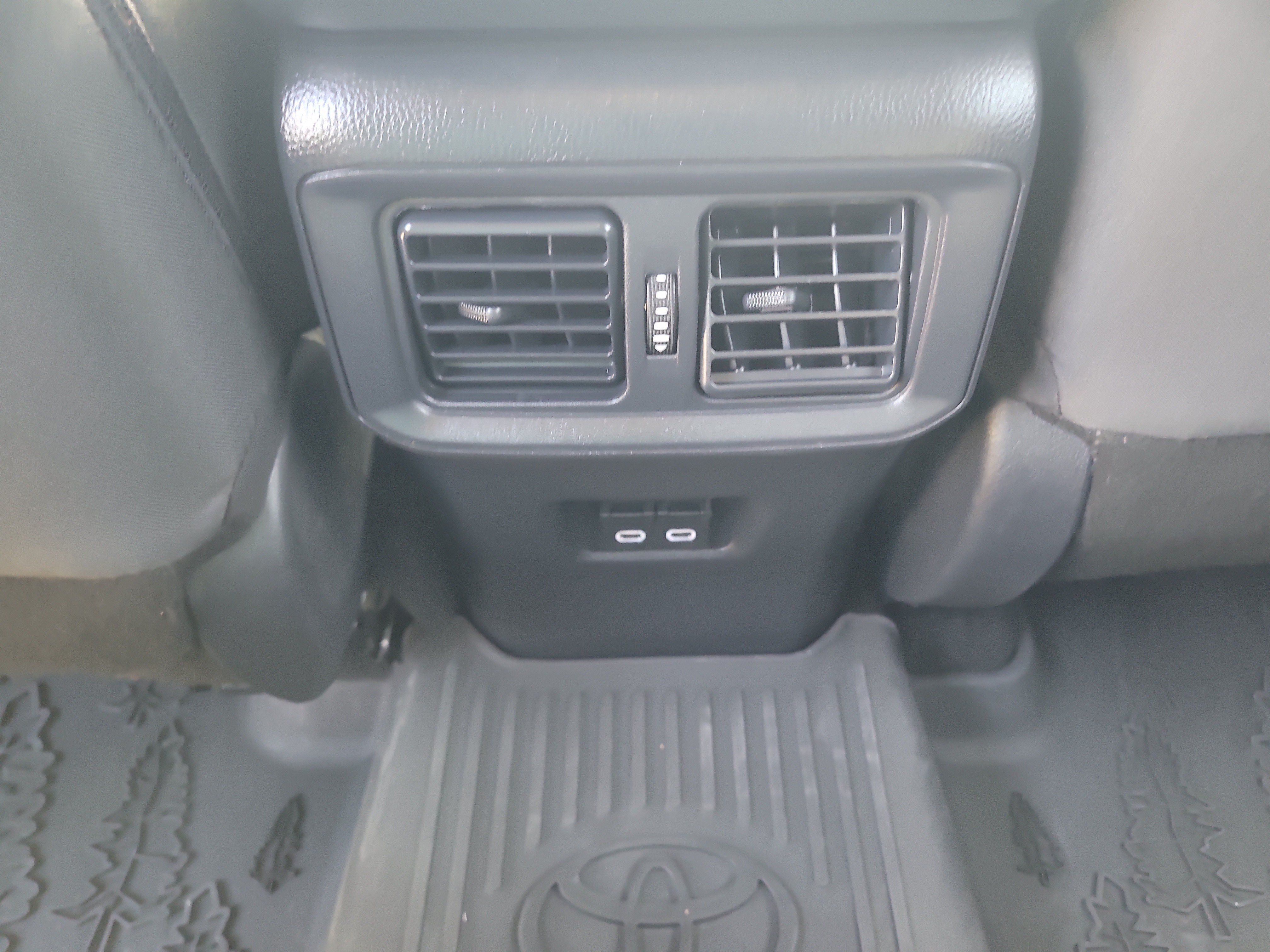 Certified 2025 Toyota RAV4 Woodland Edition AWD/4WD image 16