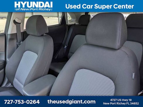 Used 2020 Hyundai Kona SE FWD image 7