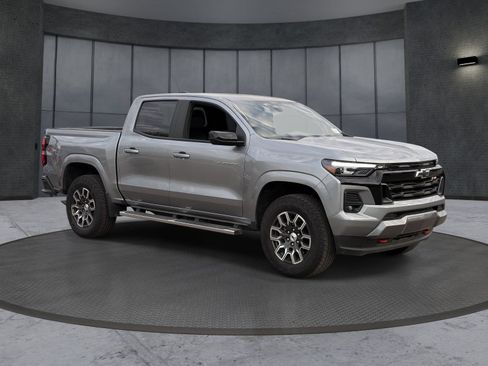 Used 2026 Chevrolet Colorado Z71 w/ Z71 Convenience Package 2 AWD/4WD image 8