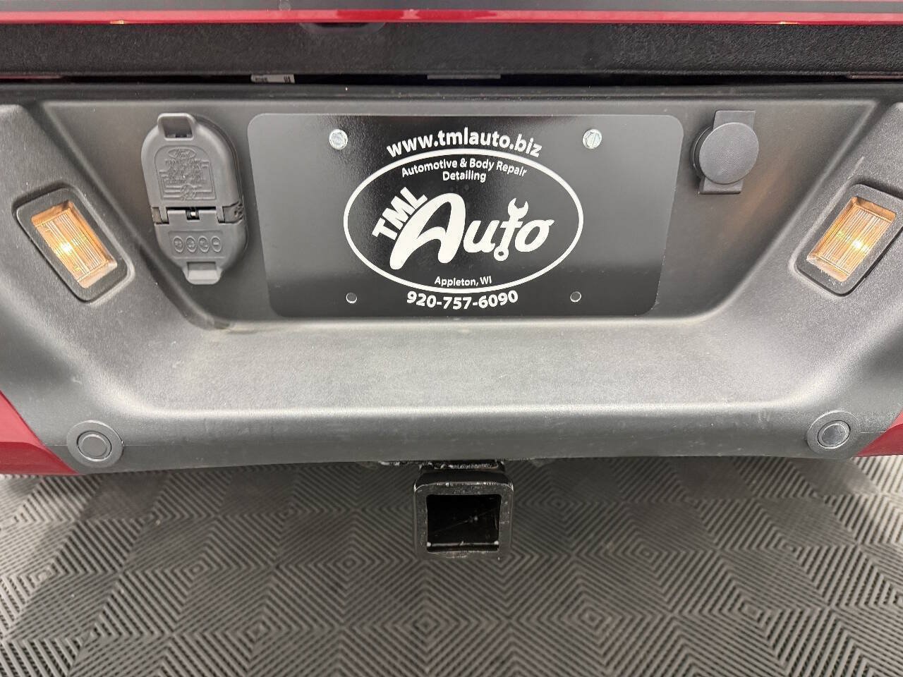 Used 2016 Ford F150 XLT w/ Equipment Group 302A Luxury AWD/4WD image 9