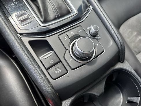 Used 2019 MAZDA CX-5 Touring FWD image 53