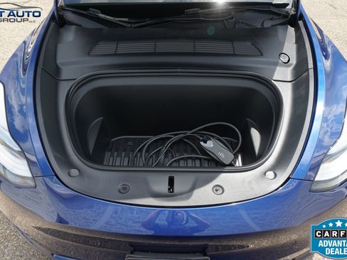 Used 2023 Tesla Model Y Long Range AWD/4WD image 34