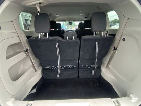 Used 2023 Chrysler Voyager LX FWD image 26