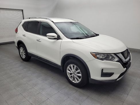 Used 2017 Nissan Rogue SV AWD/4WD image 11