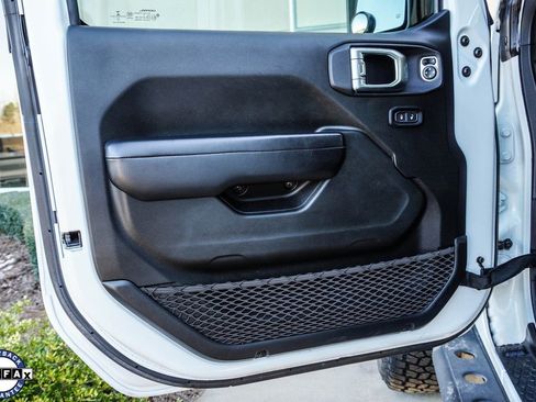 Used 2020 Jeep Wrangler Unlimited Rubicon image 30