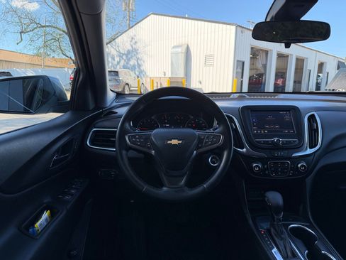 Used 2024 Chevrolet Equinox LT w/ LPO, Floor Liner Package FWD image 2