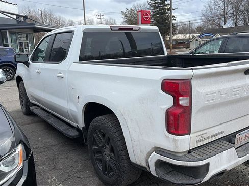 Used 2022 Chevrolet Silverado 1500 RST image 2