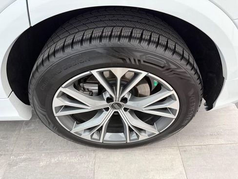 Used 2023 Audi Q8 Premium Plus image 5