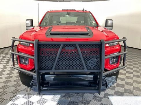 Used 2022 Chevrolet Silverado 2500 Custom w/ Custom Value Package image 2