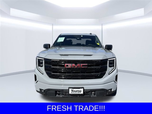 Used 2024 GMC Sierra 1500 Elevation AWD/4WD image 2