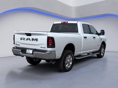 Used 2025 RAM 2500 Big Horn AWD/4WD image 11