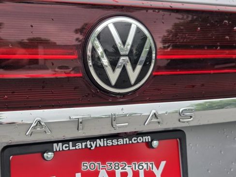 Used 2024 Volkswagen Atlas SE FWD image 15