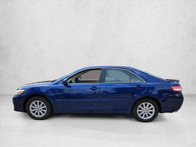Used 2010 Toyota Camry XLE FWD image 7
