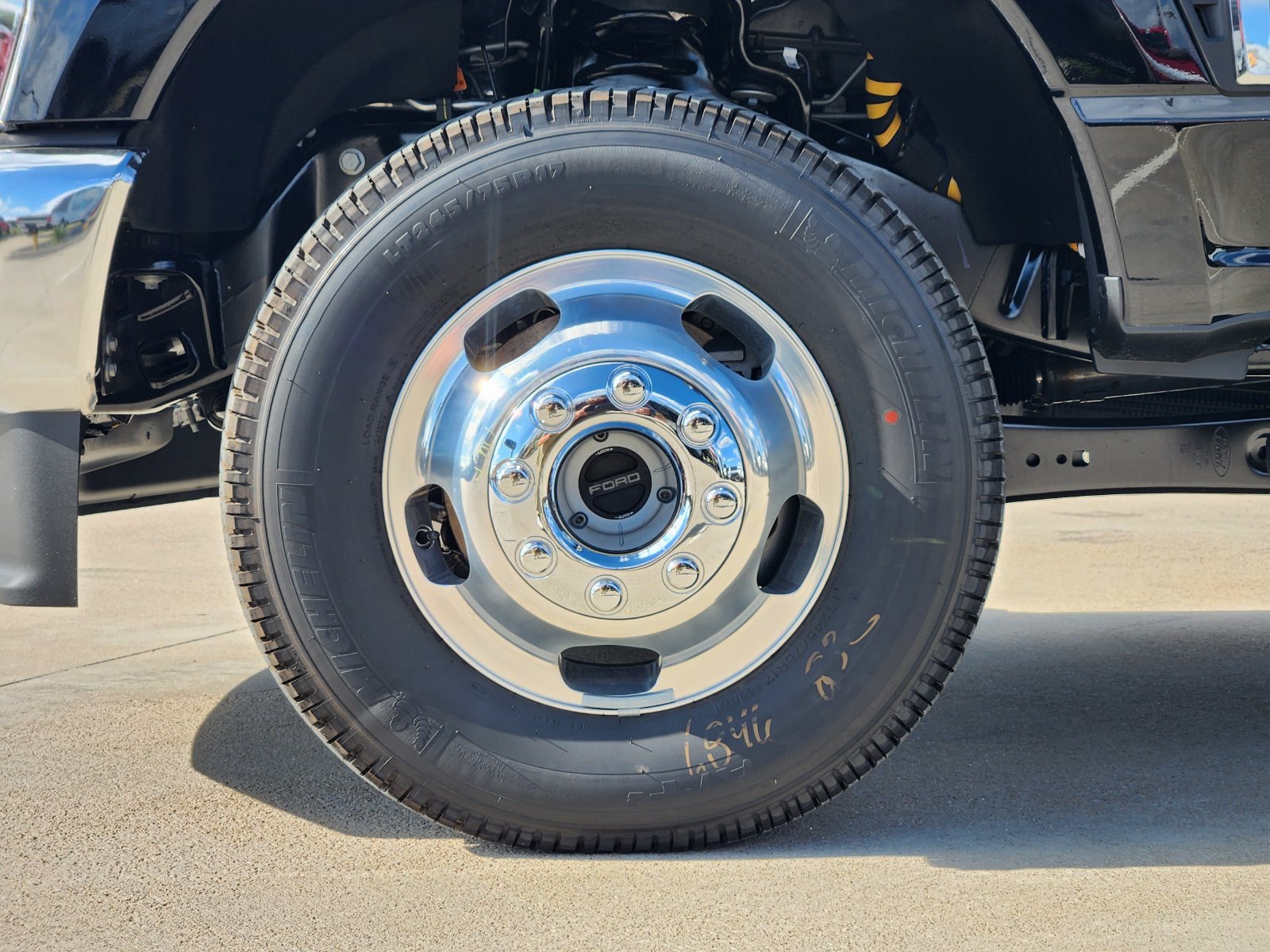 New 2027 Ford F350 Lariat AWD/4WD image 14