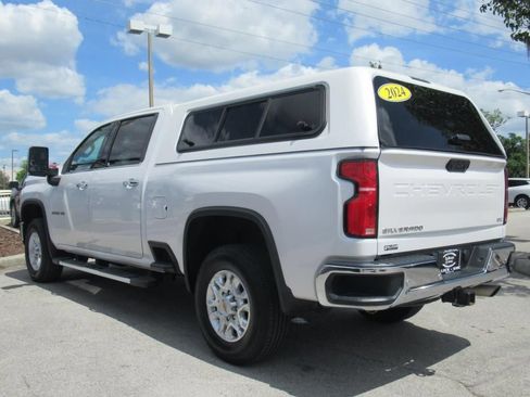 Used 2024 Chevrolet Silverado 2500 LTZ w/ LTZ Convenience Package image 5