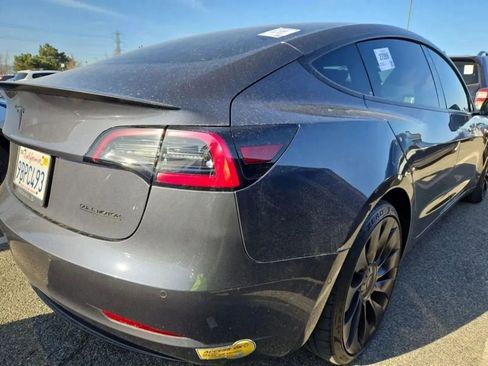 Used 2022 Tesla Model 3 Performance image 7