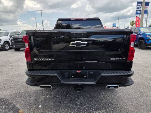 Used 2025 Chevrolet Silverado 1500 Custom Trail Boss AWD/4WD image 11