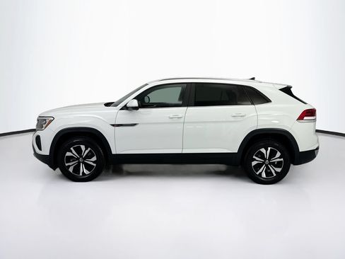 Used 2024 Volkswagen Atlas Cross Sport SE FWD image 8