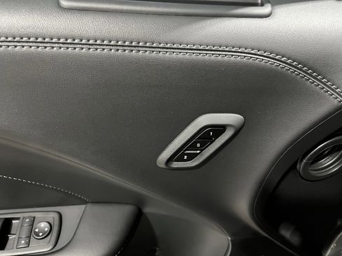 Used 2023 Dodge Challenger GT w/ Plus Package image 17