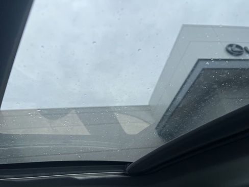 Used 2023 Lexus RC 350 F Sport image 25