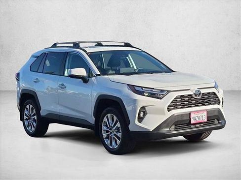 Used 2025 Toyota RAV4 XLE Premium w/ Weather Package FWD image 3