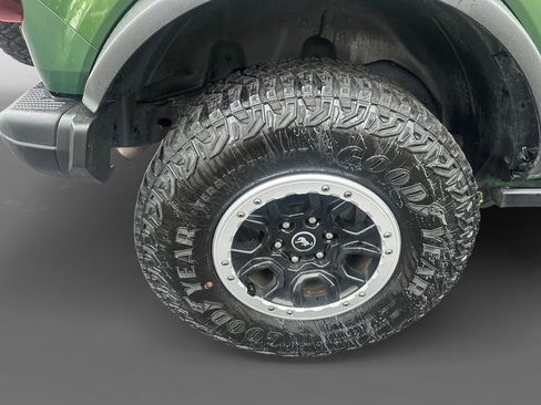 Used 2023 Ford Bronco Black Diamond w/ Sasquatch Package image 10