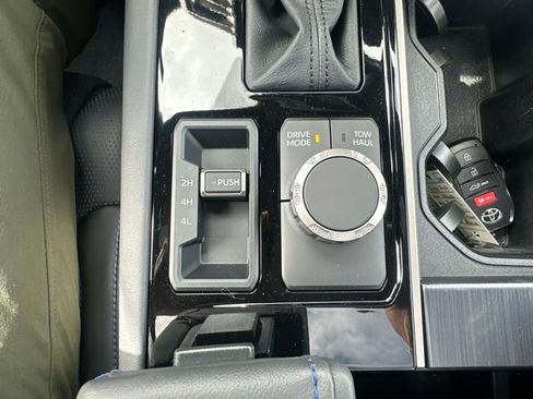 New 2026 Toyota Tundra Platinum AWD/4WD image 19