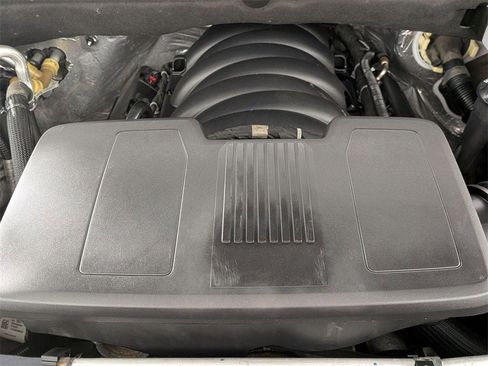 Used 2021 Chevrolet Tahoe LS image 29