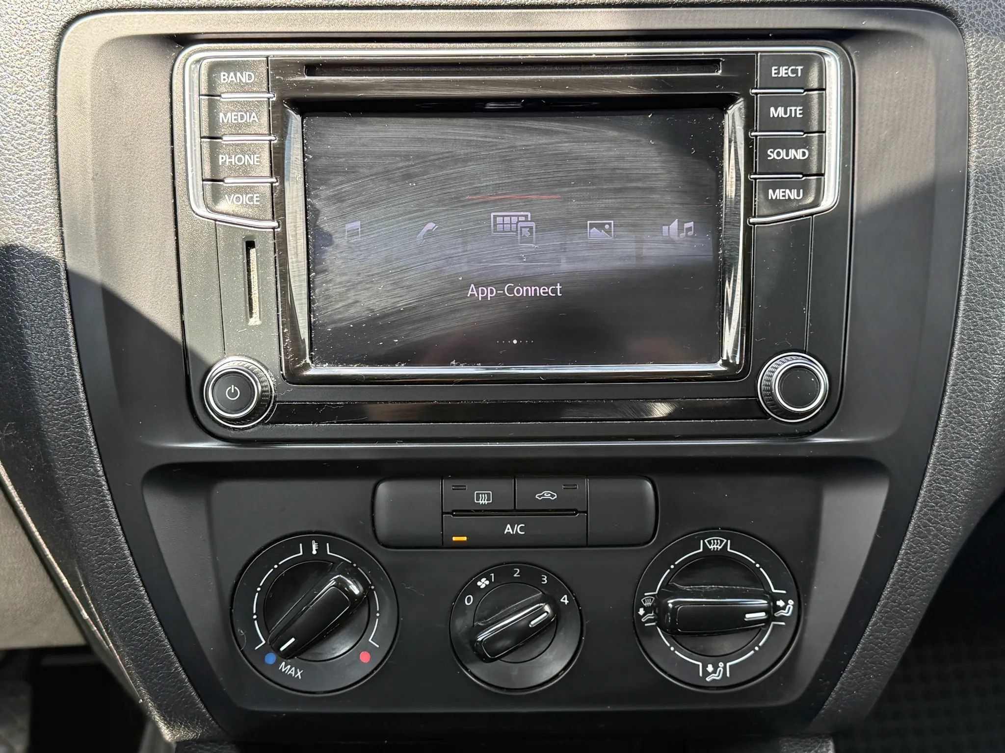Used 2016 Volkswagen Jetta S FWD image 25