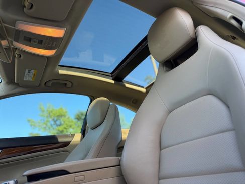 Used 2012 Mercedes-Benz C 250 Coupe image 16