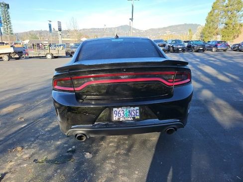 Used 2020 Dodge Charger Scat Pack image 4