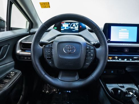 Certified 2025 Toyota Prius XLE image 26