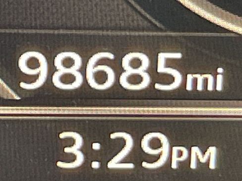 Used 2018 Audi SQ5 Prestige image 9