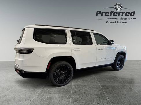 New 2026 Jeep Grand Wagoneer Limited AWD/4WD image 17