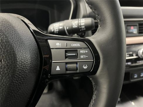 New 2026 Honda Pilot Touring image 19
