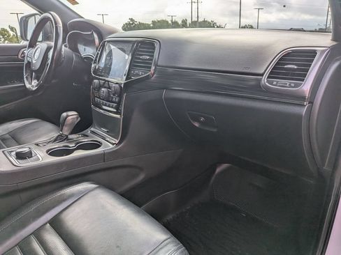 Used 2019 Jeep Grand Cherokee Limited X AWD/4WD image 32